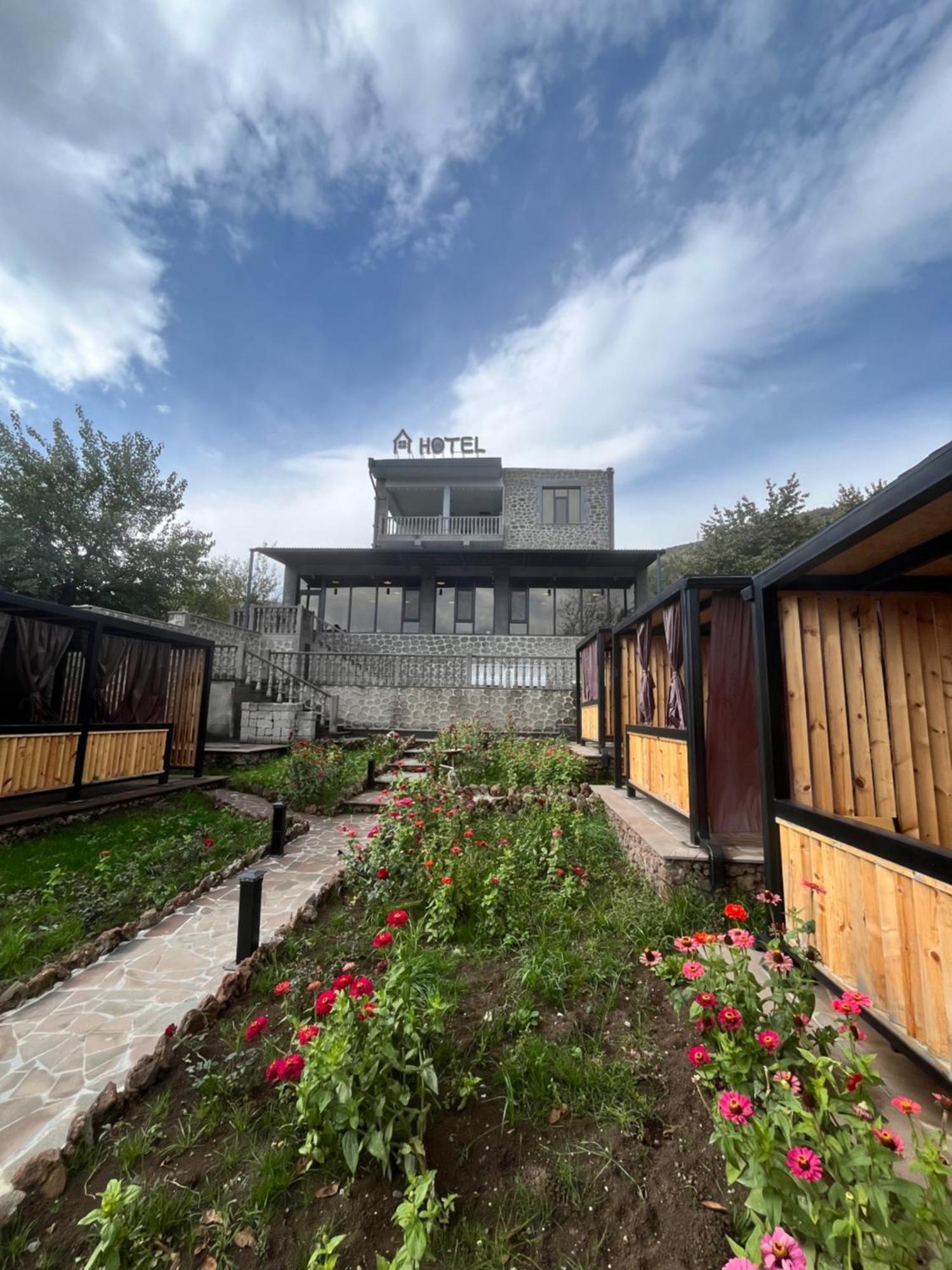 Hotel Popock Goris Exterior foto